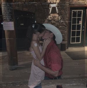 Meet your Posher, Bailey